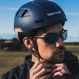 xnito-e-bike-helmet-logan-cyclist-buckling